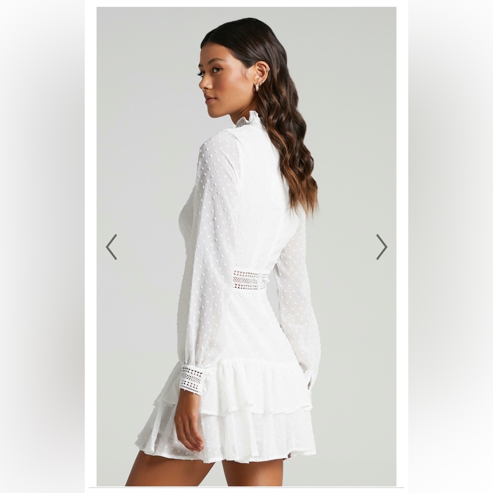 ARE YOU GONNA KISS ME LONG SLEEVE MINI DRESS IN WHITE - Picture 3 of 9